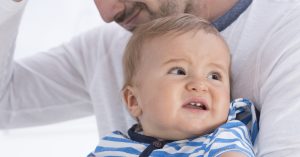 Read more about the article 5 Really Helpful Tips If Baby Screams When Dad Holds Him