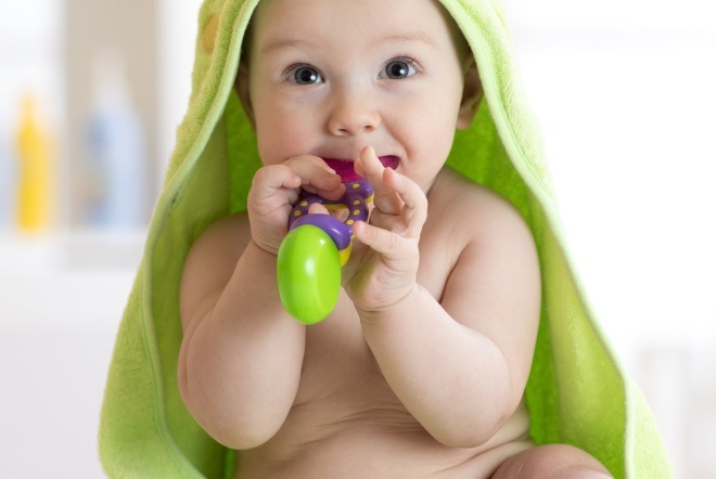 baby teething symptoms