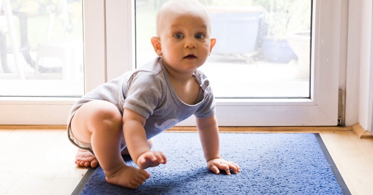 baby is urinating blood