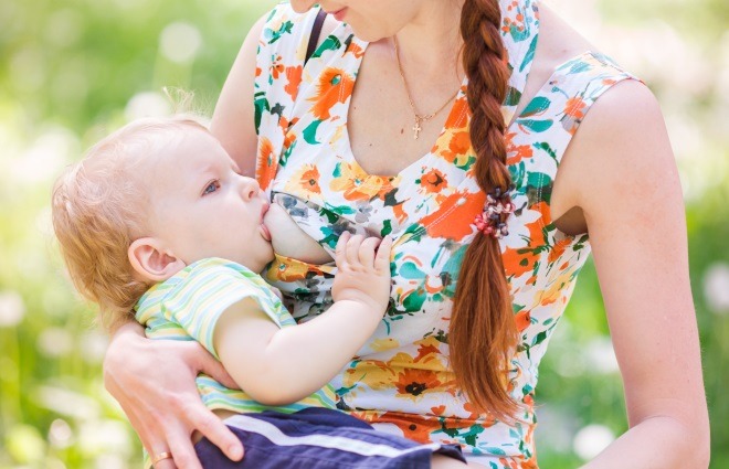 breastfeeding in public