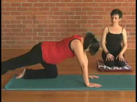 Prenatal Yoga : Prenatal Yoga: Cat Cow Pose