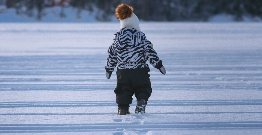 outdoor winter activities for toddlers